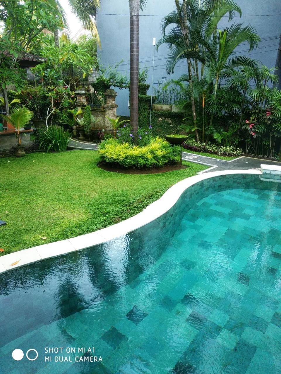 Mandia Bungalows Ubud  Exterior photo